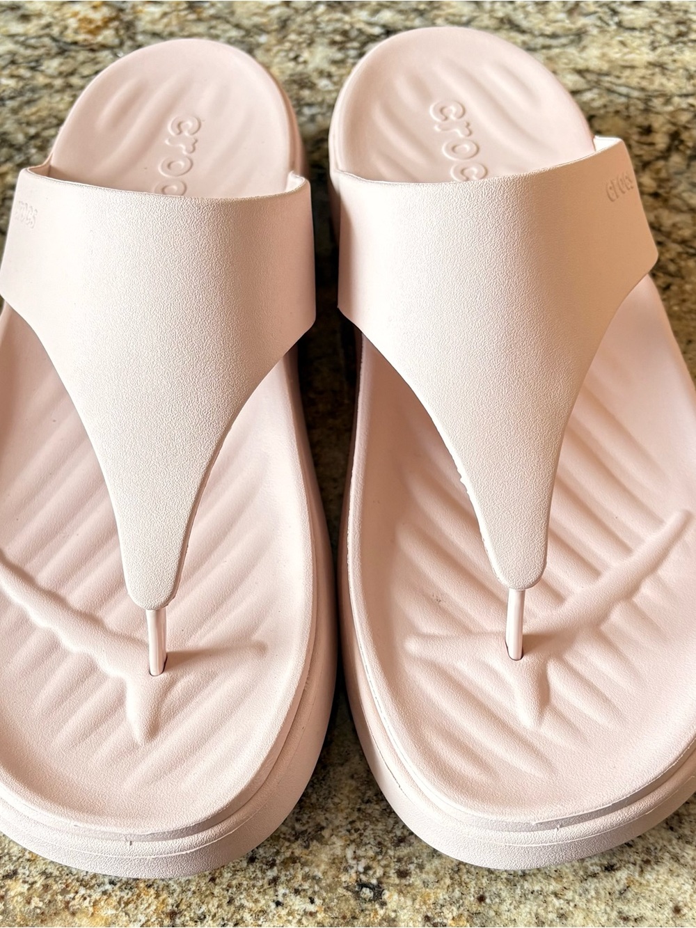 CROCS Women's Light Pink Foam Thong Sandals